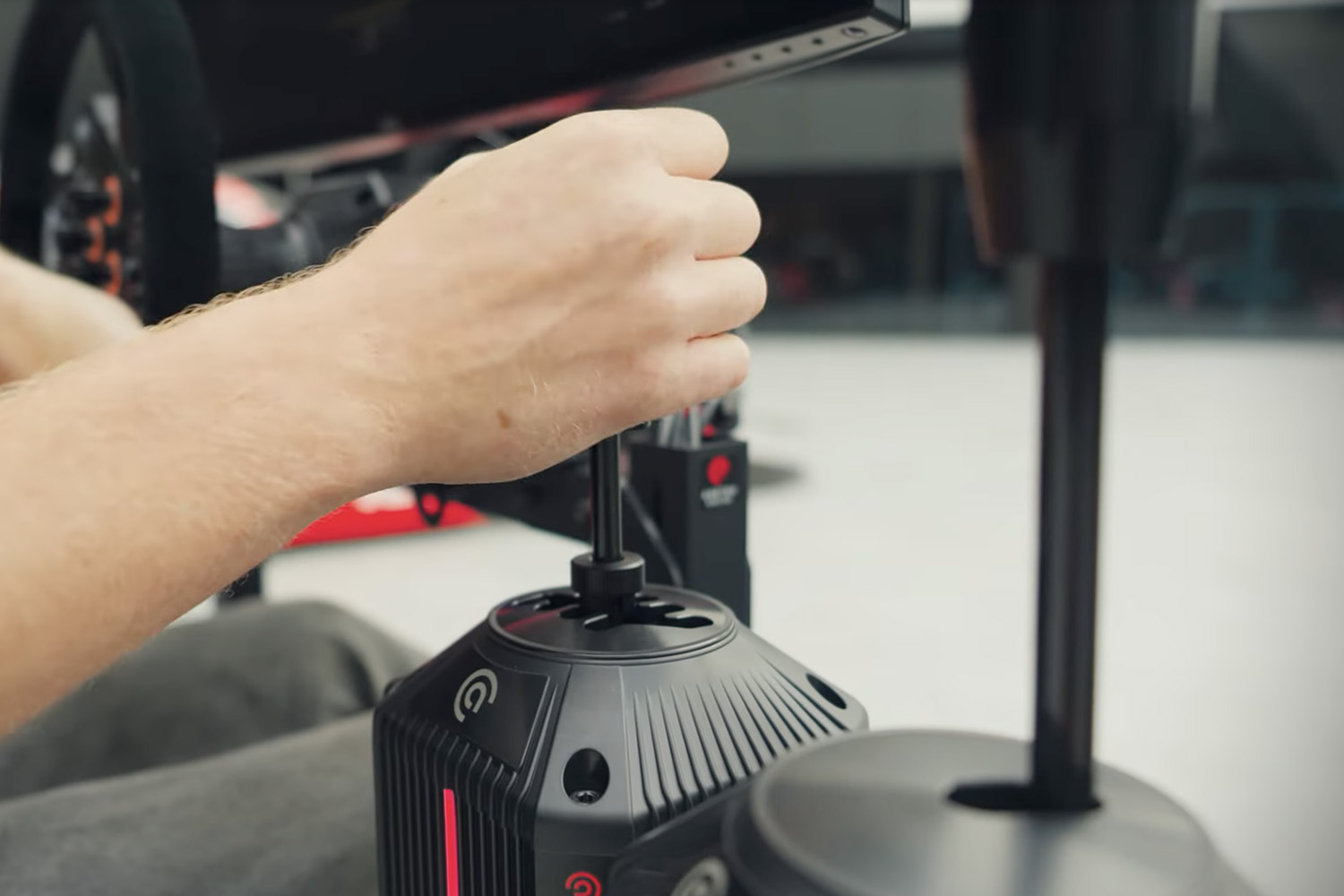 Asetek Racing-versnellingspook en handrem voor simracen
